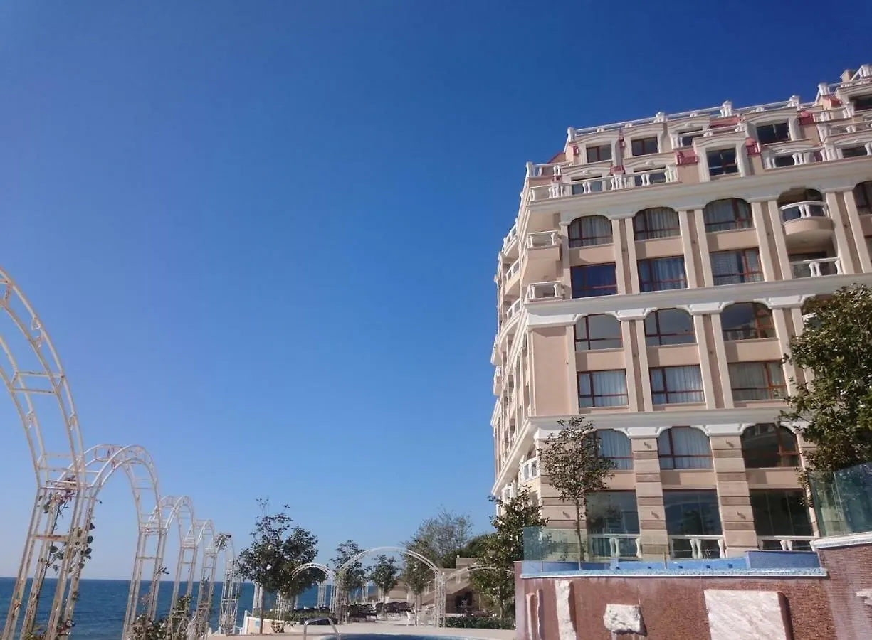 Princess Palace Apartment, La Mer Complex Golden Sands